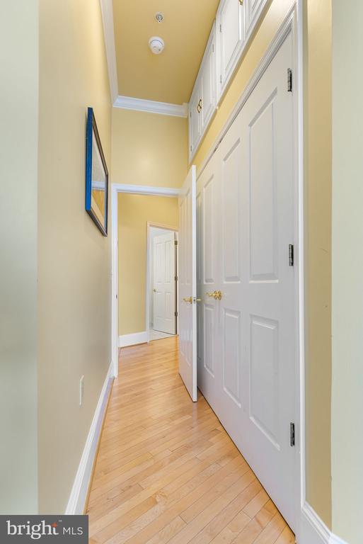 20 LOGAN CIR NW #1-2