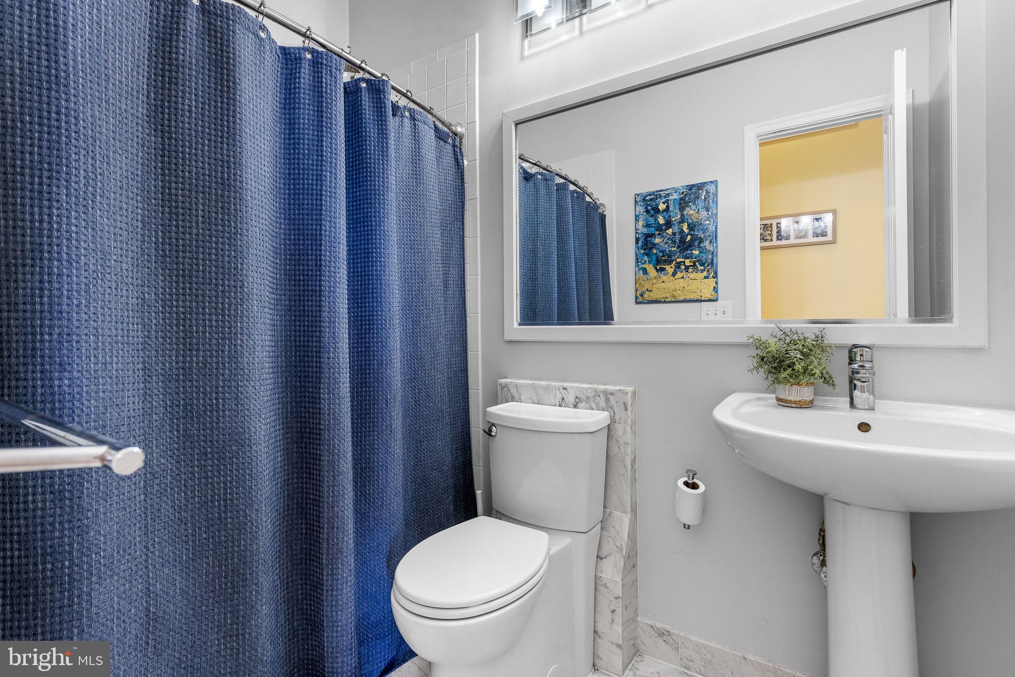 20 LOGAN CIR NW #1-2