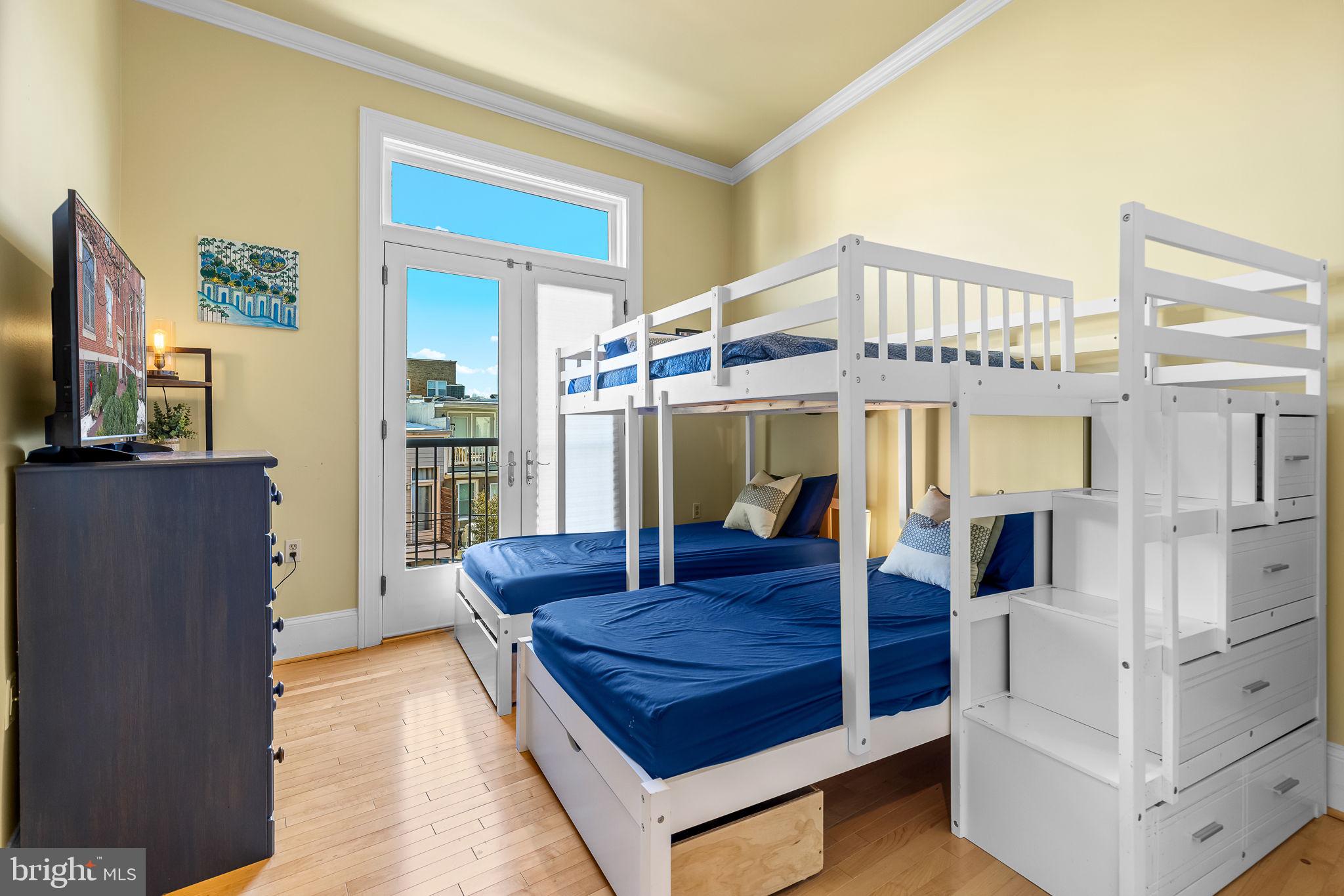 20 LOGAN CIR NW #1-2