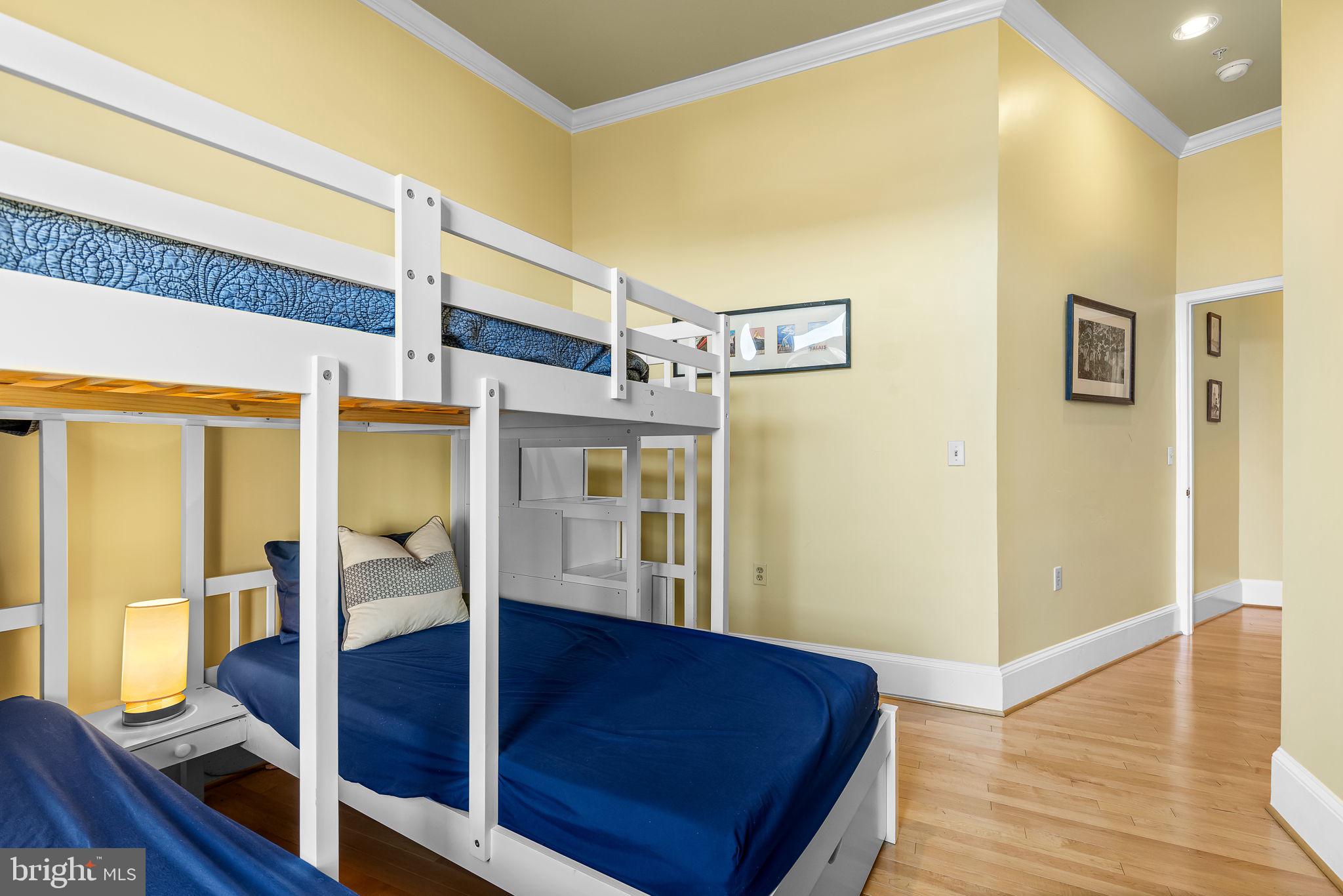 20 LOGAN CIR NW #1-2