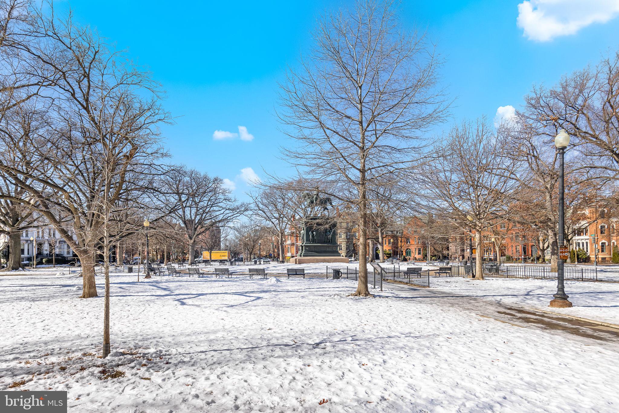 20 LOGAN CIR NW #1-2