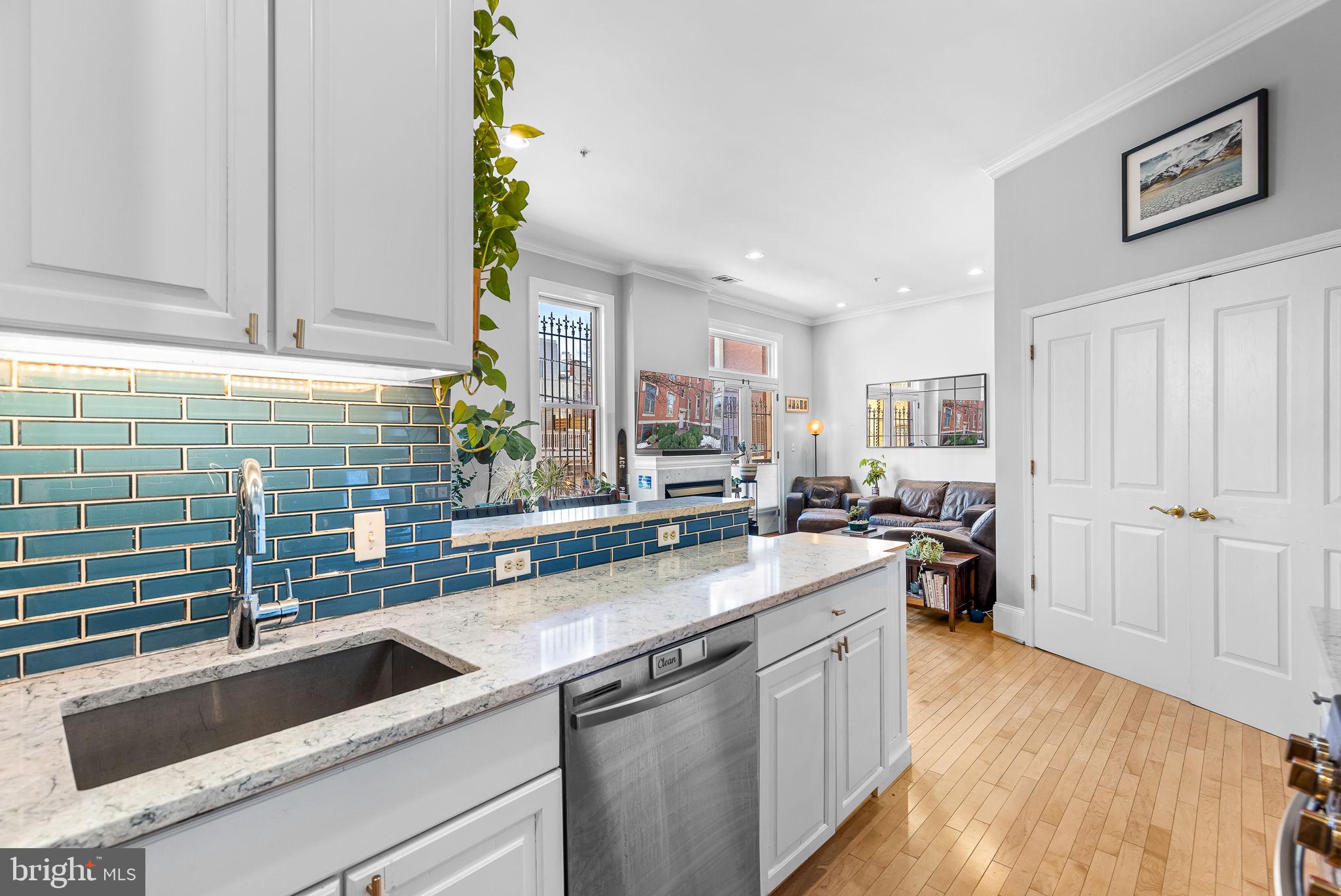 20 LOGAN CIR NW #1-2