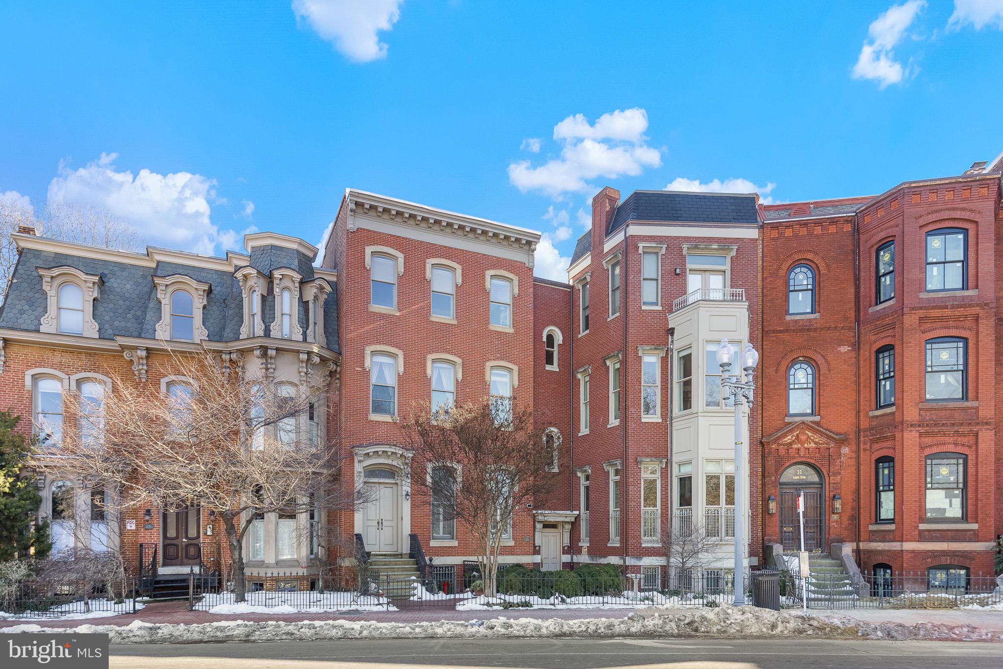 20 LOGAN CIR NW #1-2
