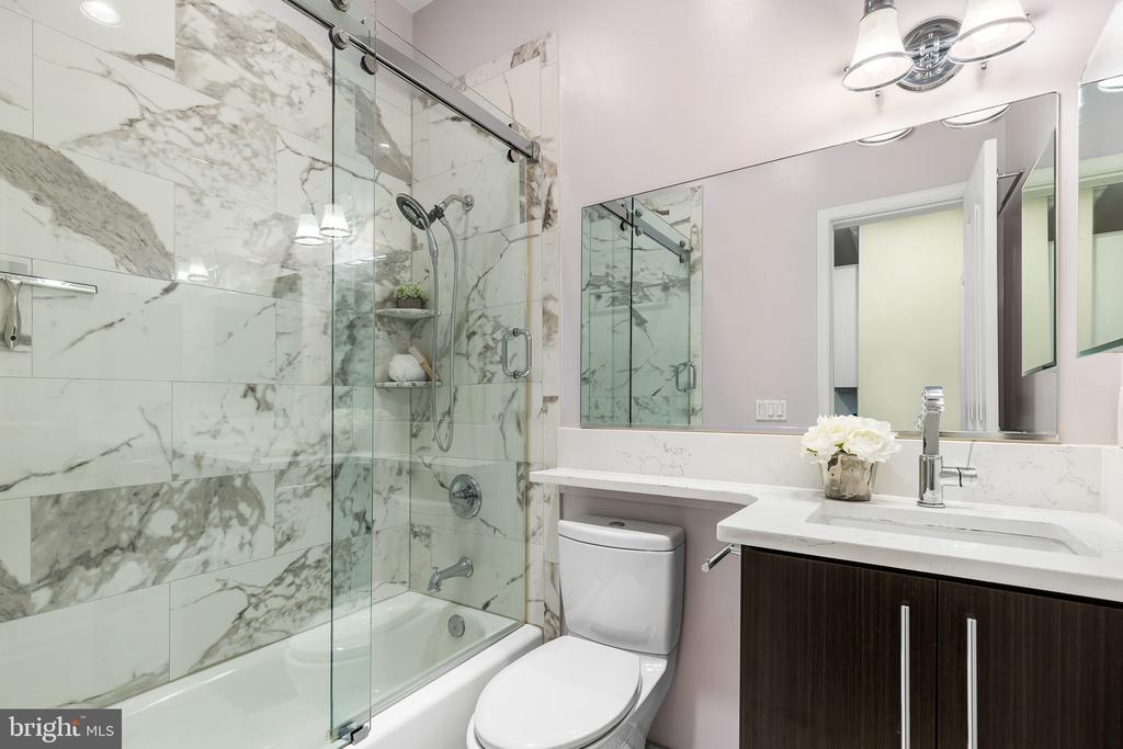 20 LOGAN CIR NW #3-3