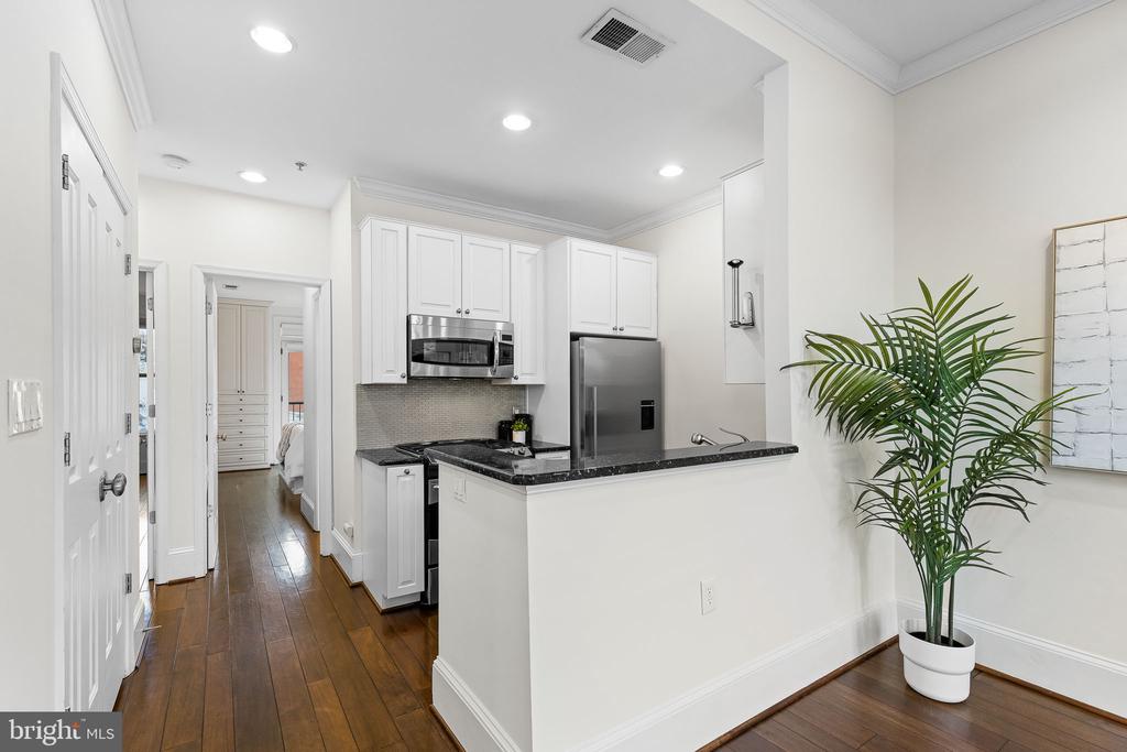 20 LOGAN CIR NW #3-3