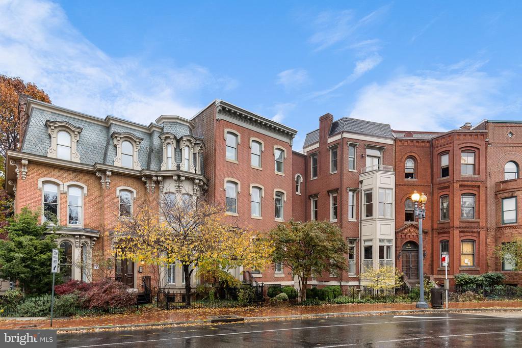 20 LOGAN CIR NW #3-3