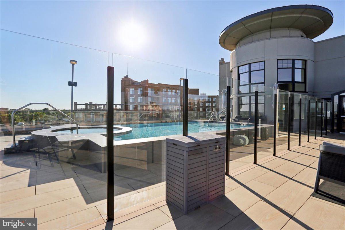 1021 N GARFIELD STREET 806