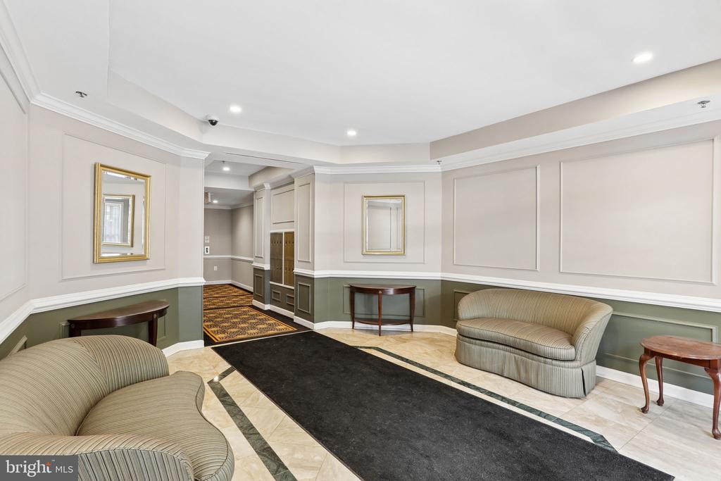 2330 14TH STREET N Unit: 308