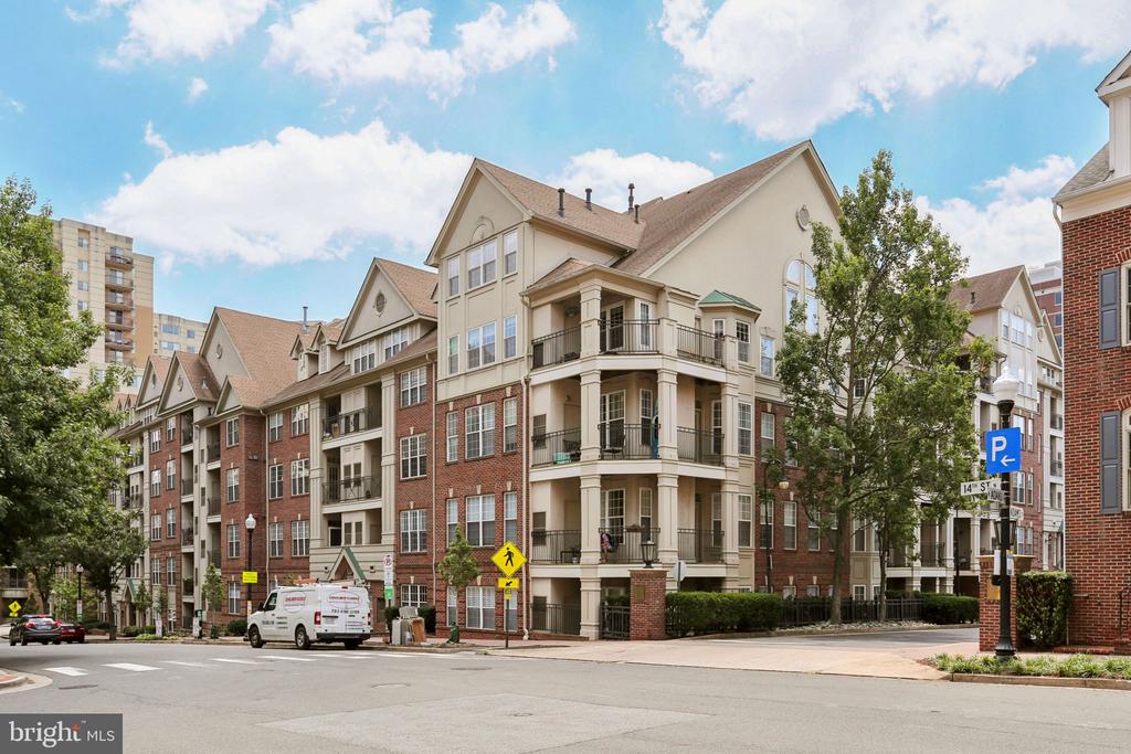 2330 14TH STREET N Unit: 308