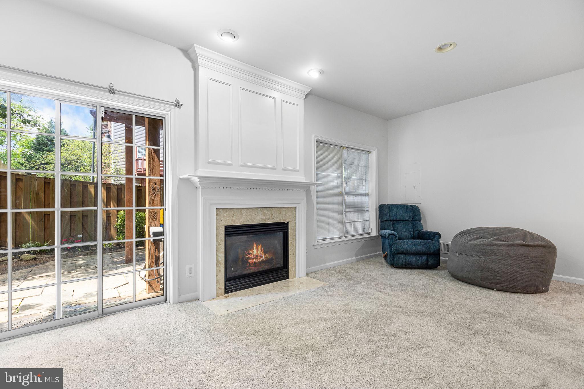 4600 Lambert Pl