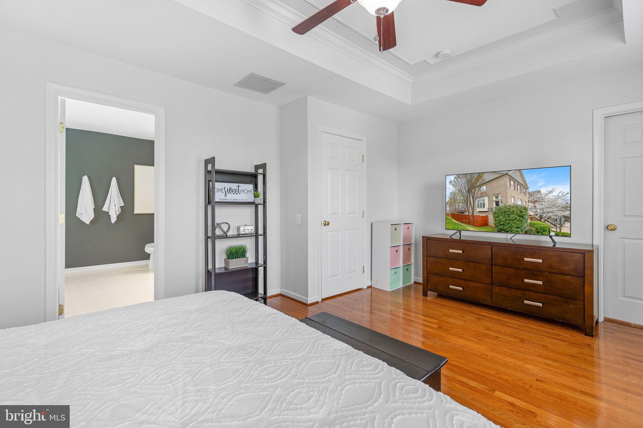 4600 Lambert Pl