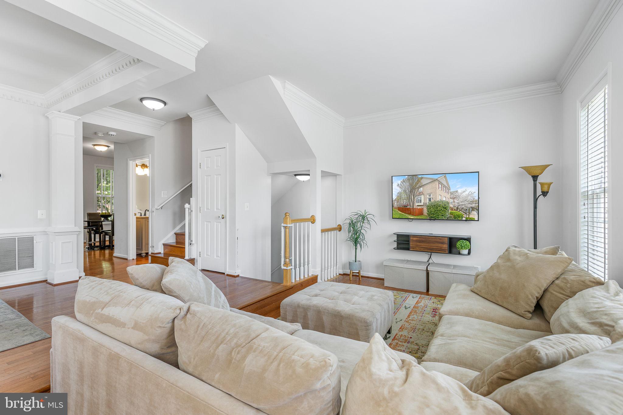 4600 Lambert Pl