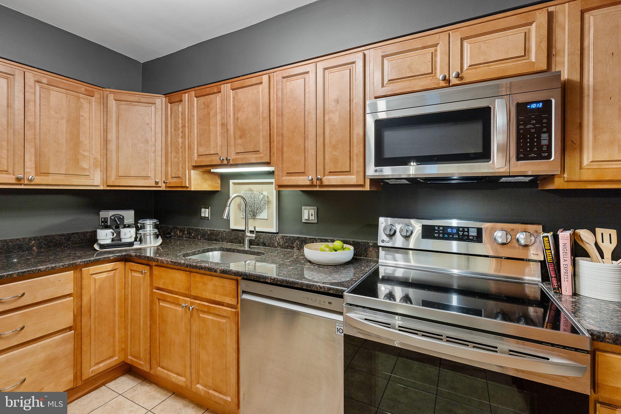 6137 Edsall Rd #B