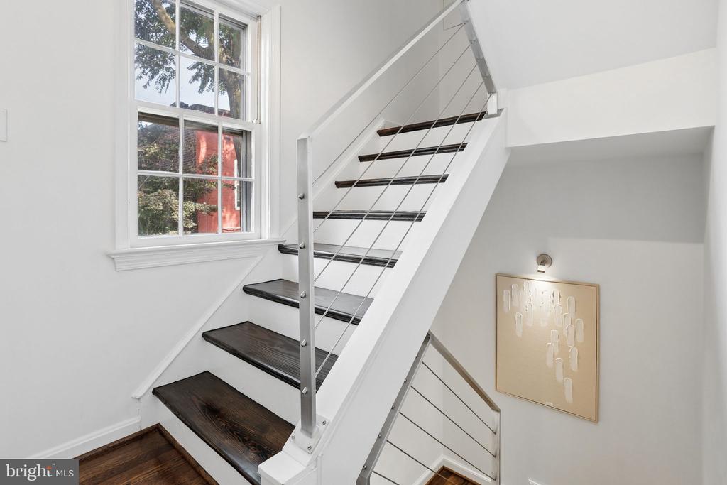109 KING HENRY COURT