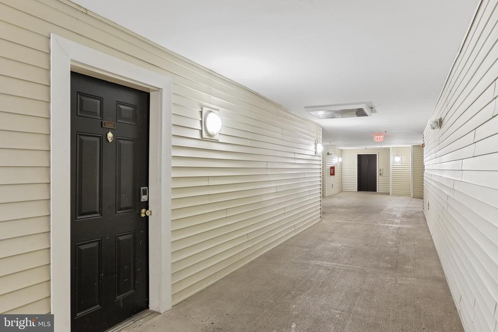 4561 STRUTFIELD LANE Unit: 3203