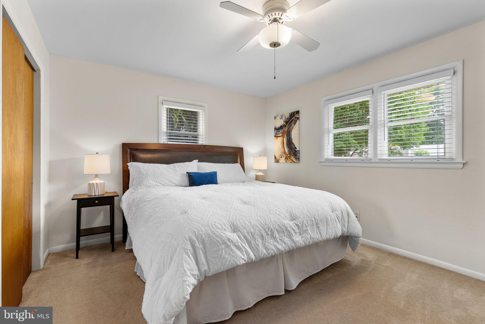 5909 RIDGE VIEW DR