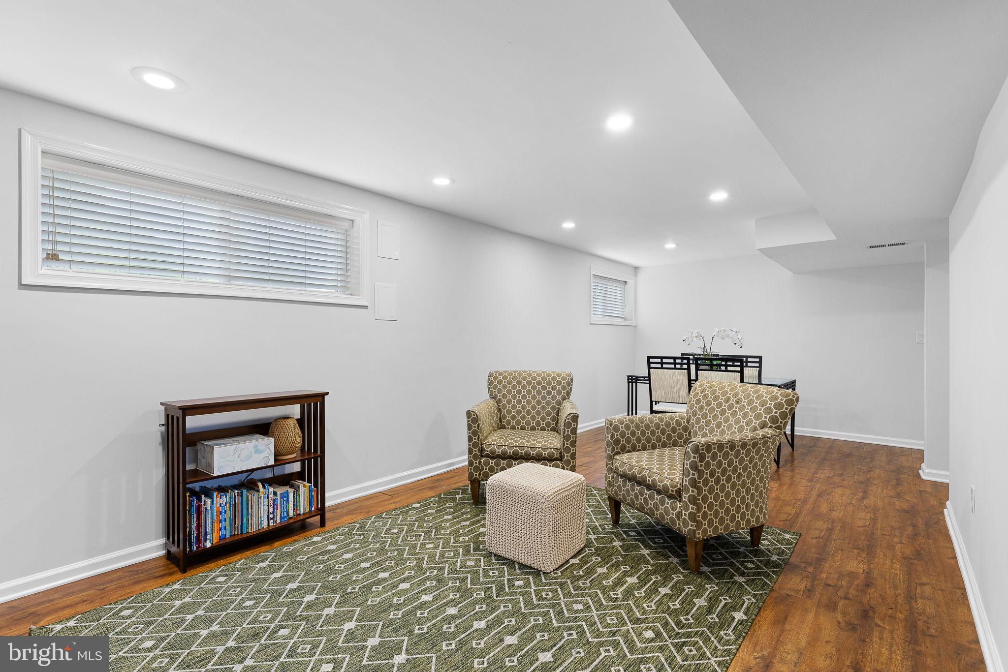 5909 RIDGE VIEW DR