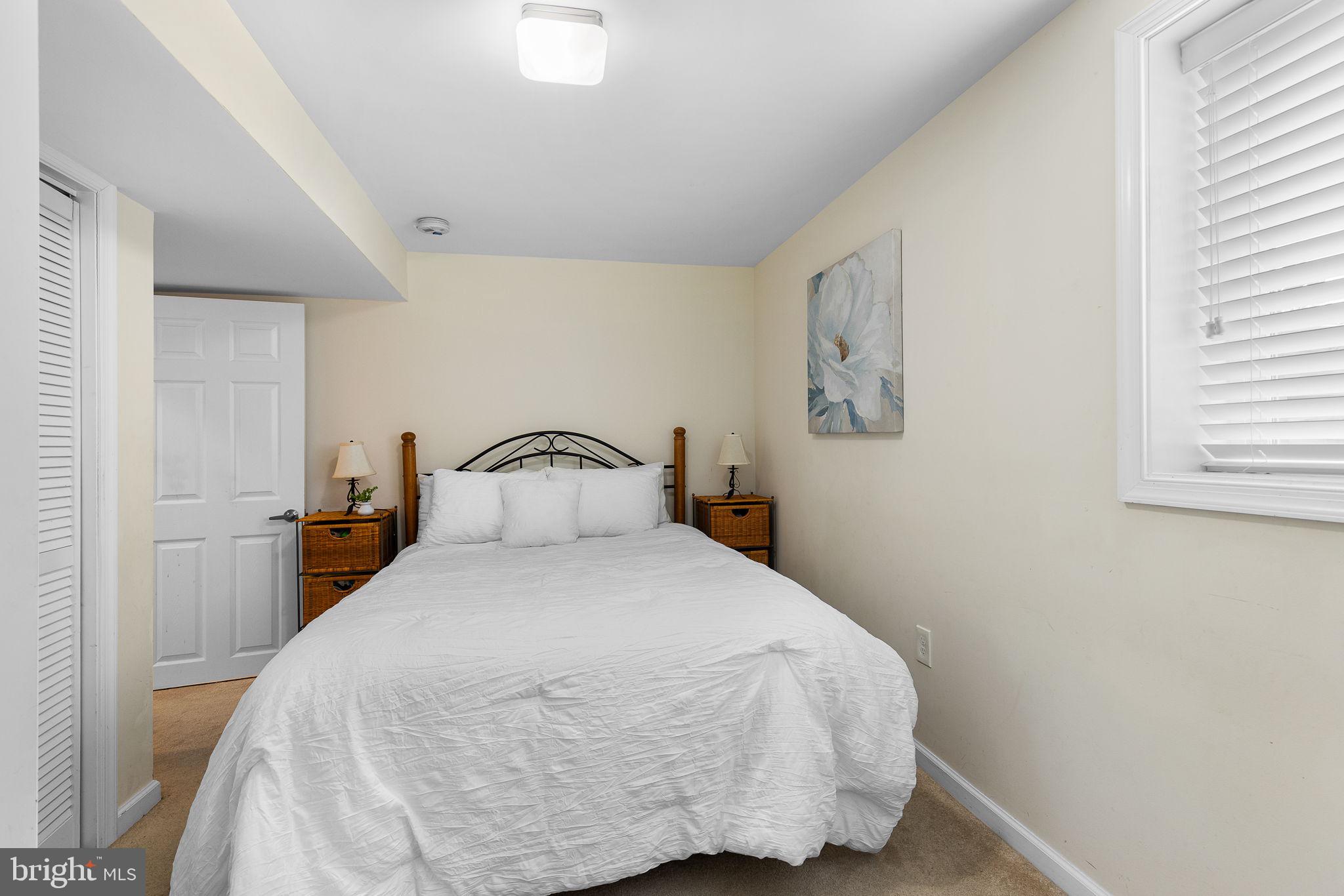 5909 RIDGE VIEW DR