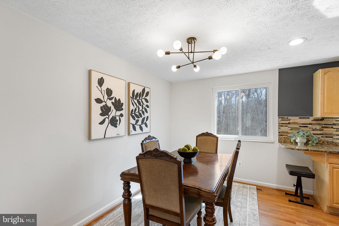 8162 Willowdale Ct