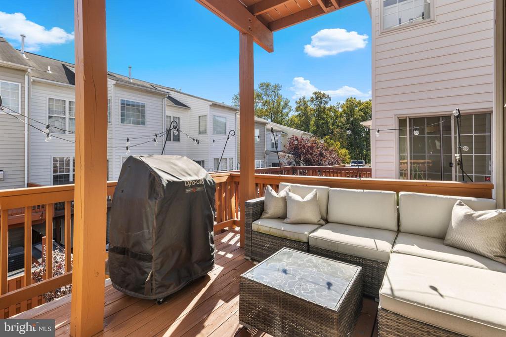 6311 BURGUNDY LEAF LANE