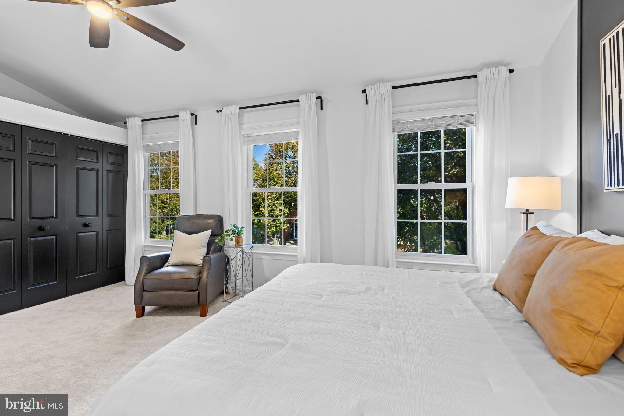 6223 WALKERS CROFT WAY