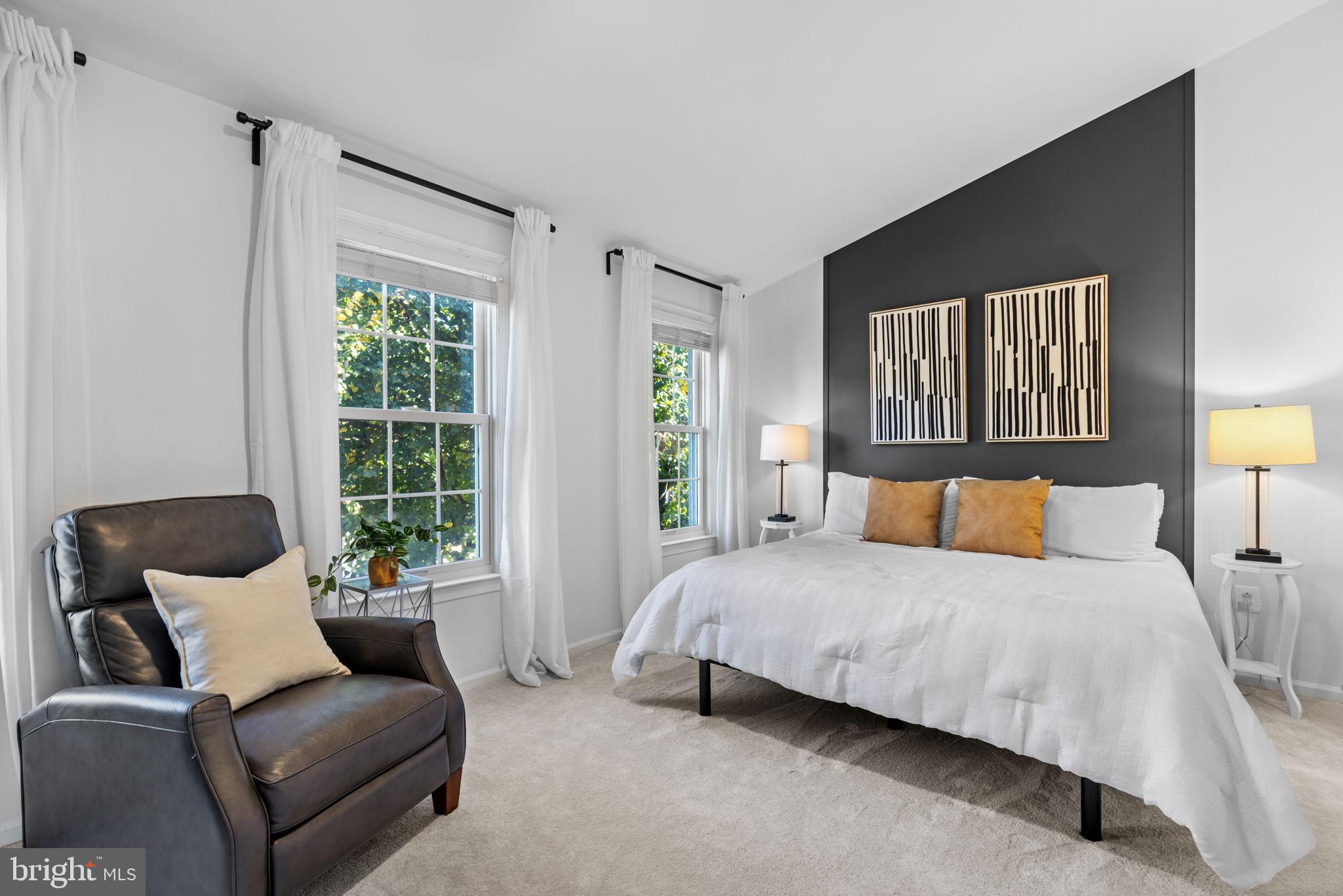 6223 WALKERS CROFT WAY