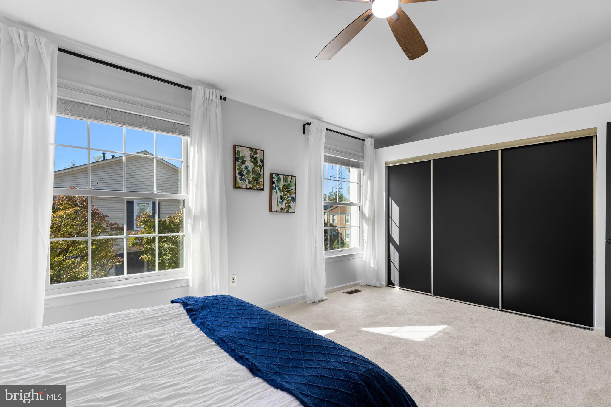 6223 WALKERS CROFT WAY