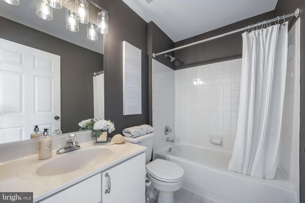 2495 ANGELINE DRIVE 303