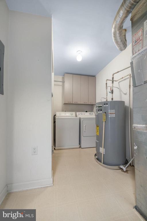 2495 ANGELINE DRIVE 303