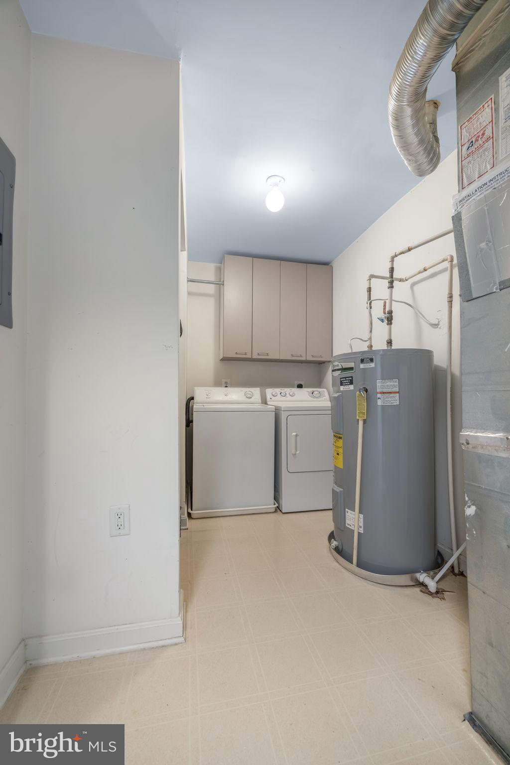 2495 ANGELINE DRIVE 303