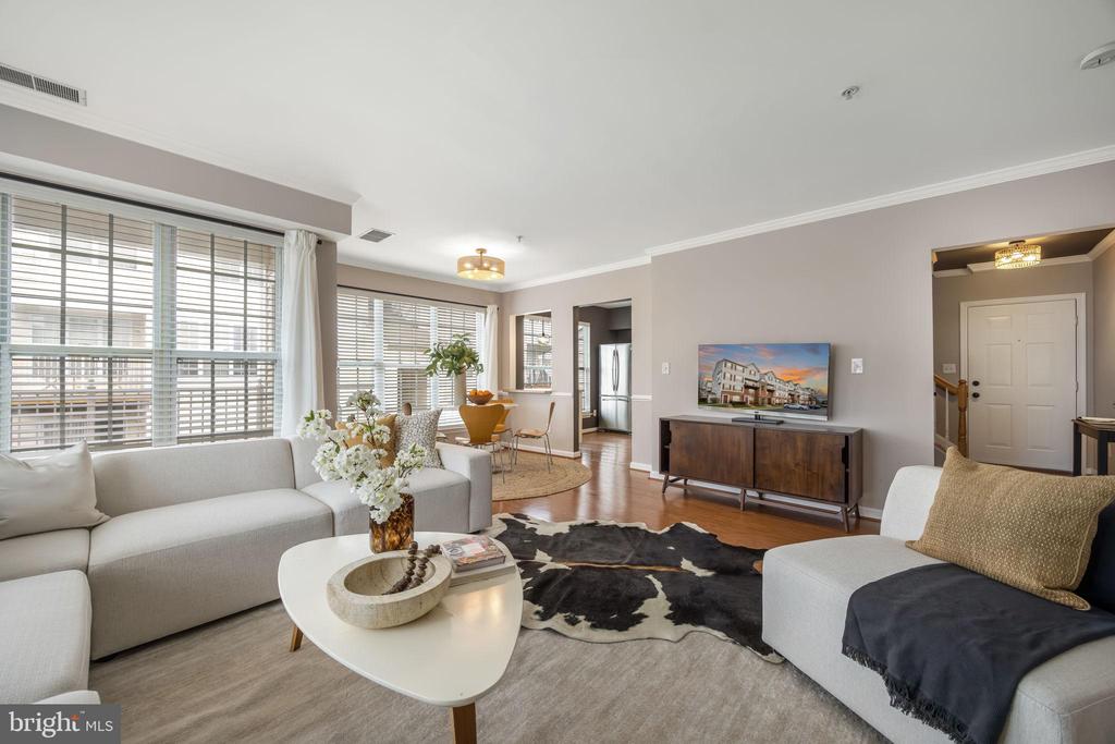 2495 ANGELINE DRIVE 303