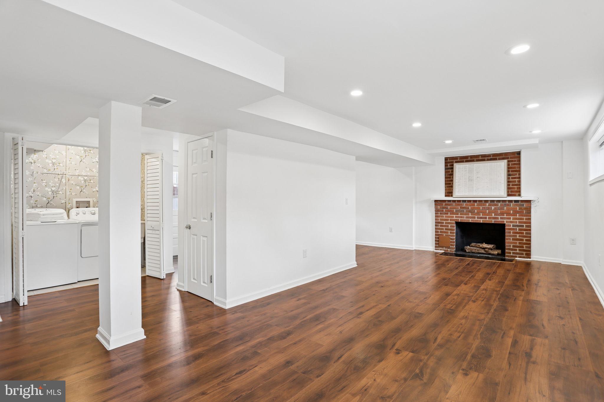 5909 RIDGE VIEW DRIVE