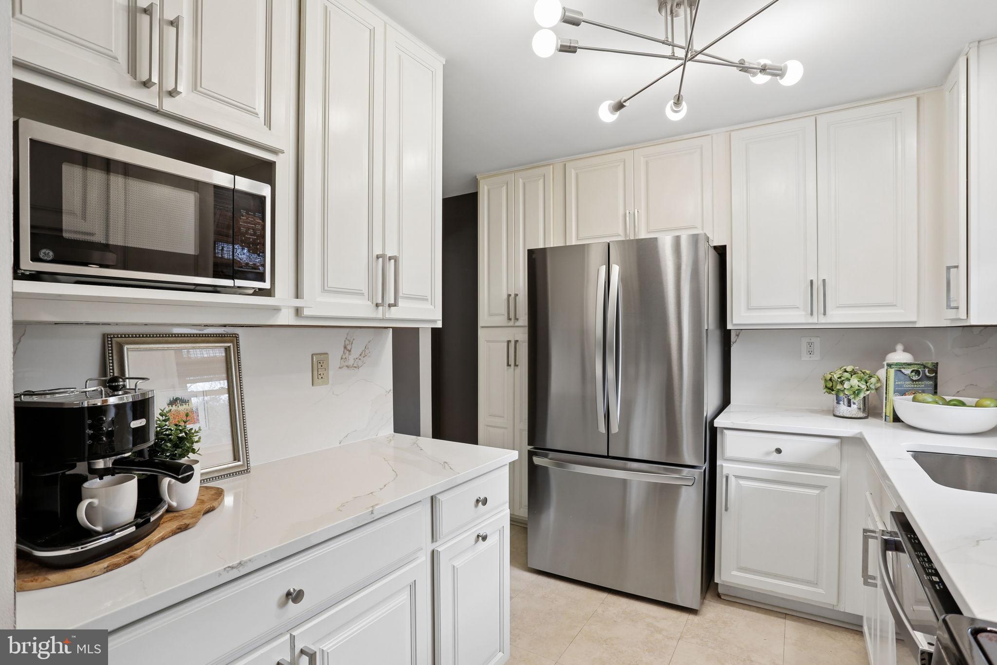 5909 RIDGE VIEW DRIVE