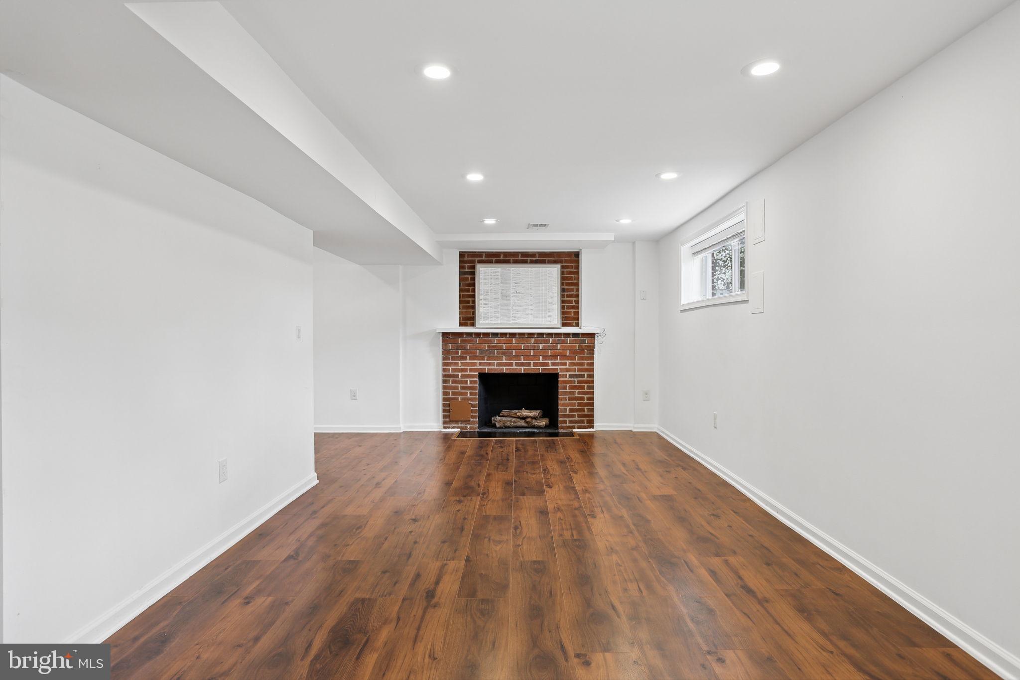 5909 RIDGE VIEW DRIVE