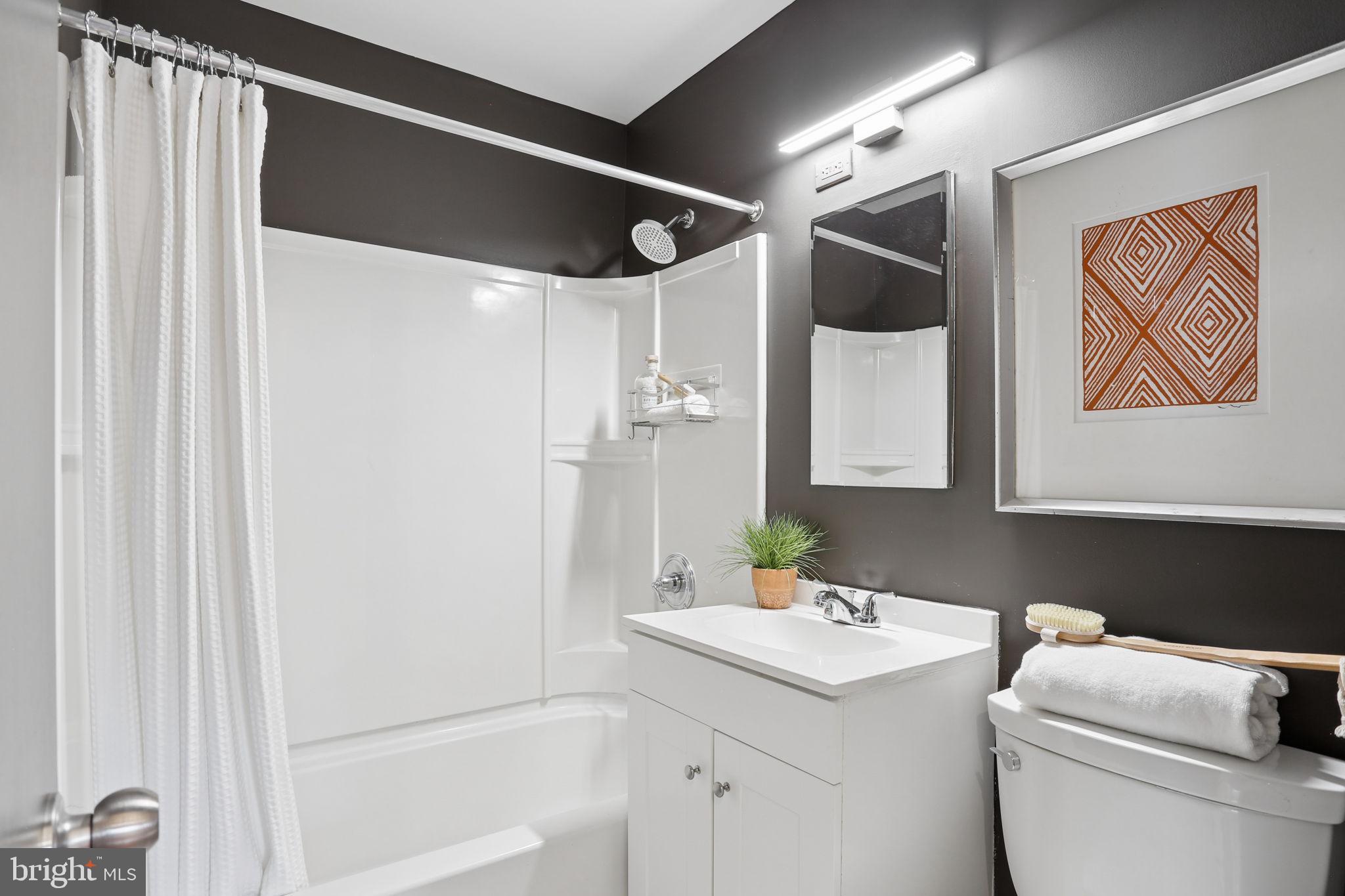 5909 RIDGE VIEW DRIVE