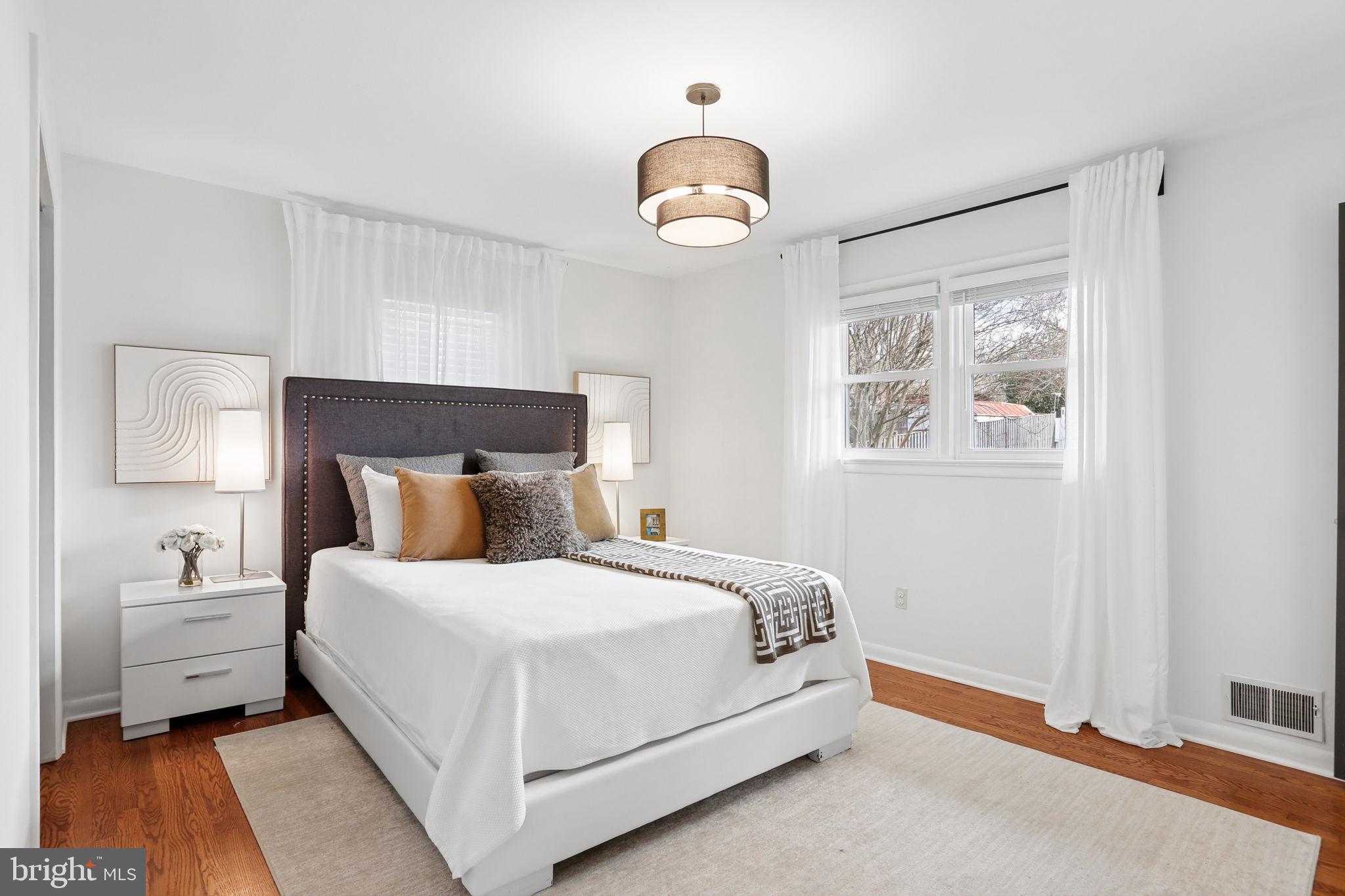 5909 RIDGE VIEW DRIVE