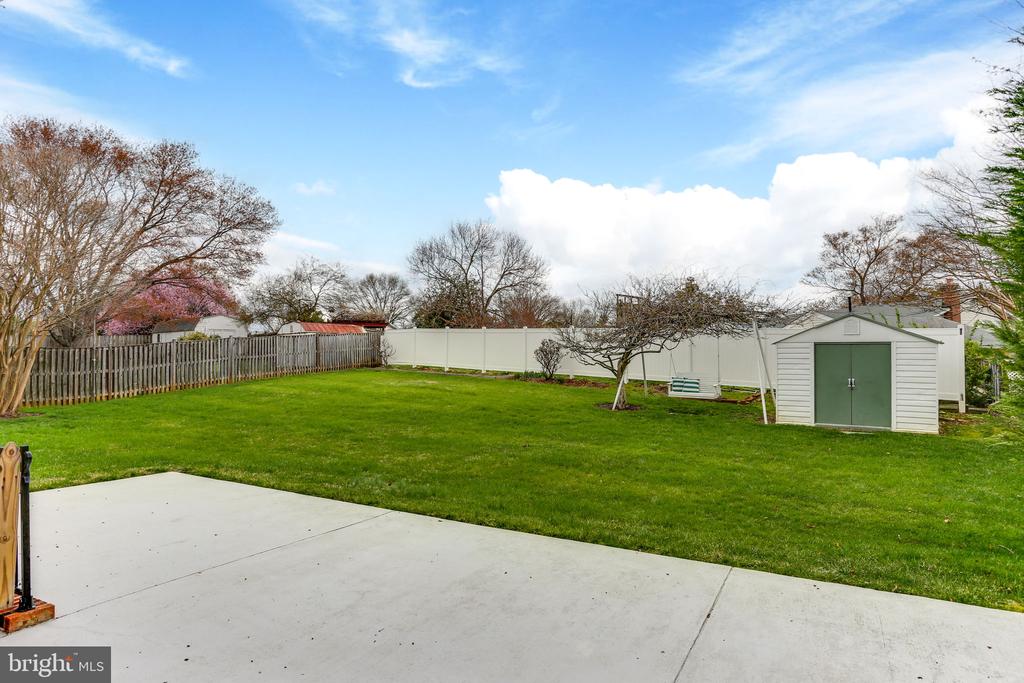 5909 RIDGE VIEW DRIVE