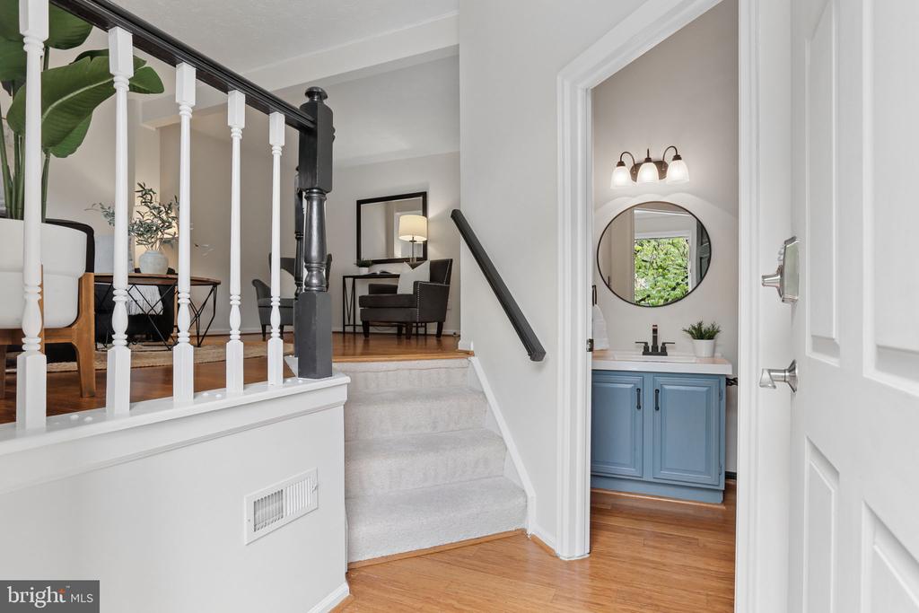 6033 HYDRANGEA DRIVE