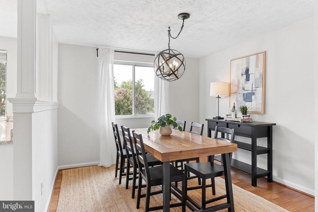 6033 HYDRANGEA DRIVE