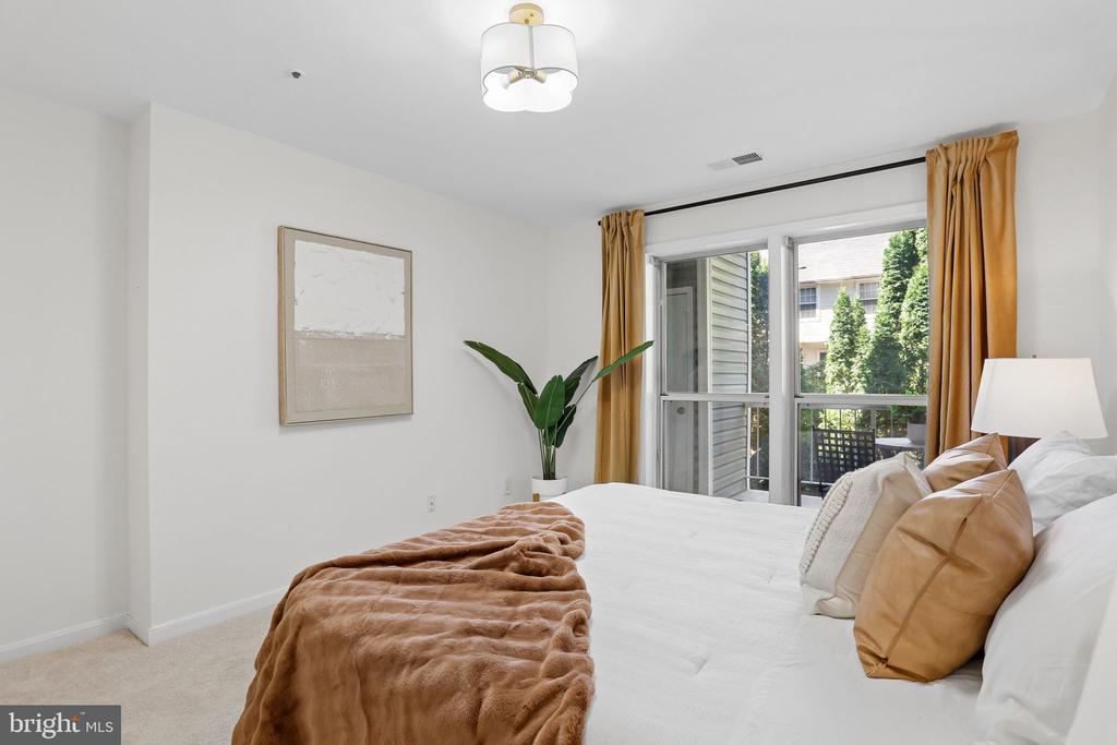 3176 SUMMIT SQUARE DRIVE Unit: 4-B5