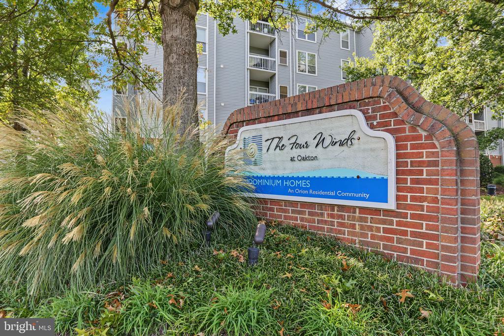3176 SUMMIT SQUARE DRIVE Unit: 4-B5