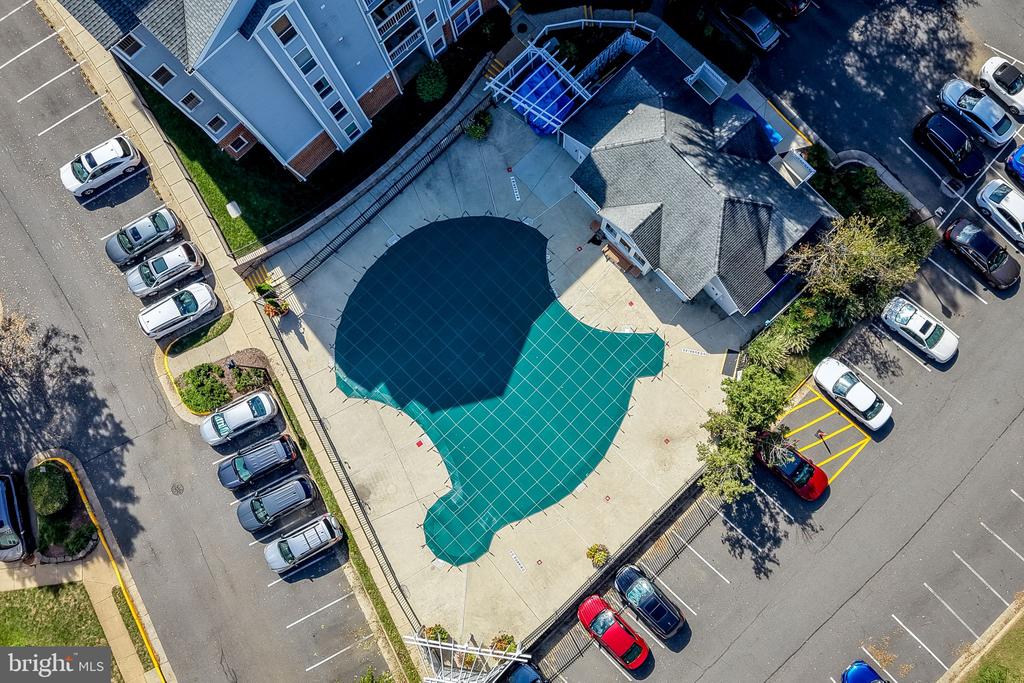 3176 SUMMIT SQUARE DRIVE Unit: 4-B5