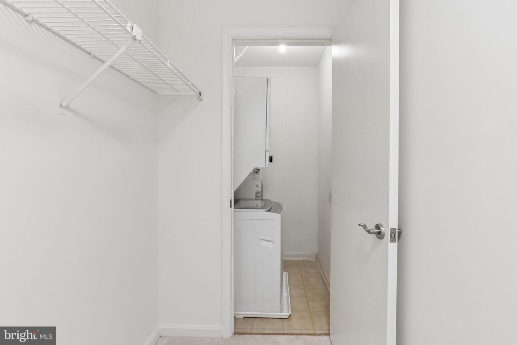 3176 SUMMIT SQUARE DRIVE Unit: 4-B5