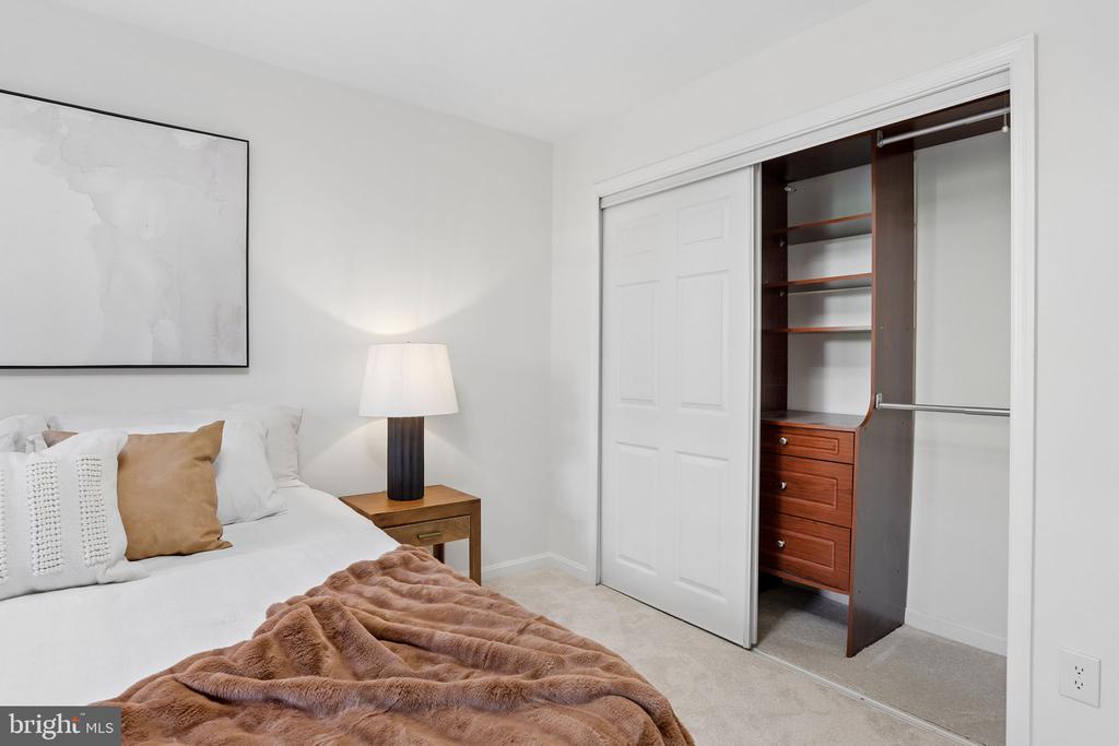 3176 SUMMIT SQUARE DRIVE Unit: 4-B5