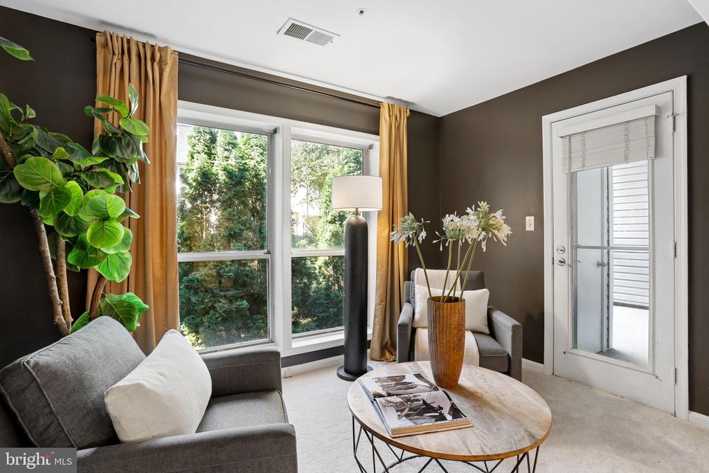 3176 SUMMIT SQUARE DRIVE Unit: 4-B5