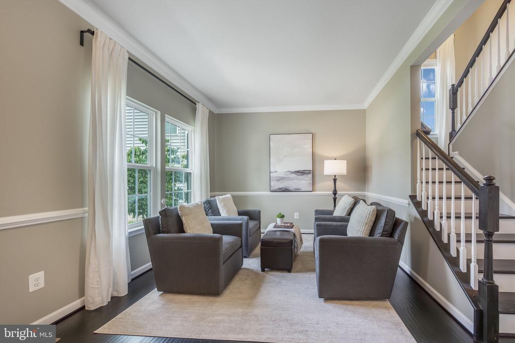 41833 WALDEN KNOLL COURT