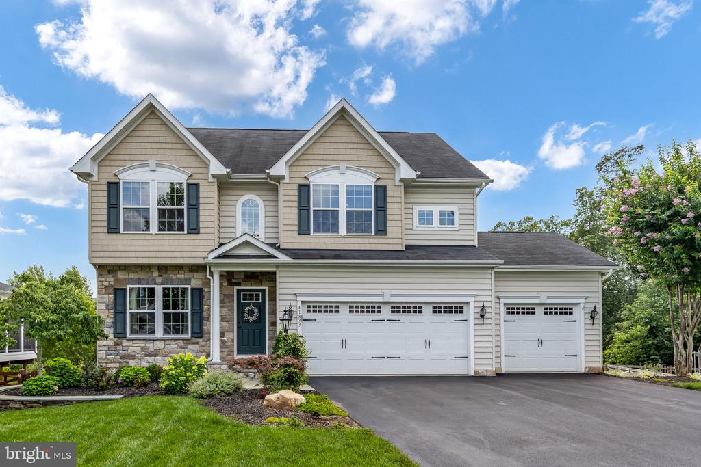 41833 WALDEN KNOLL COURT