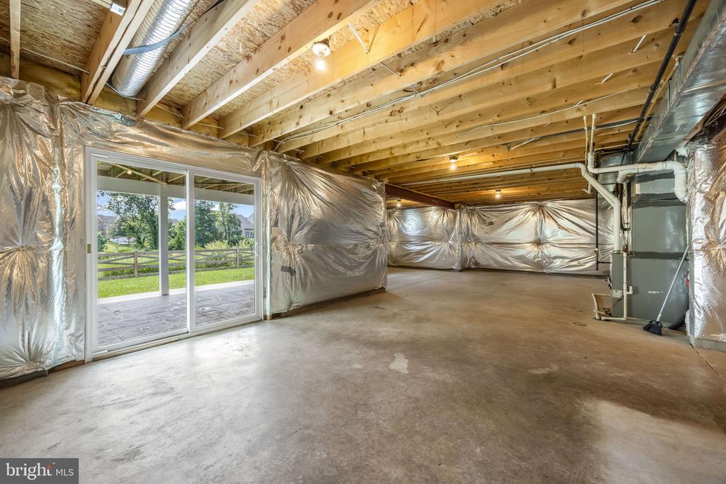 41833 WALDEN KNOLL COURT