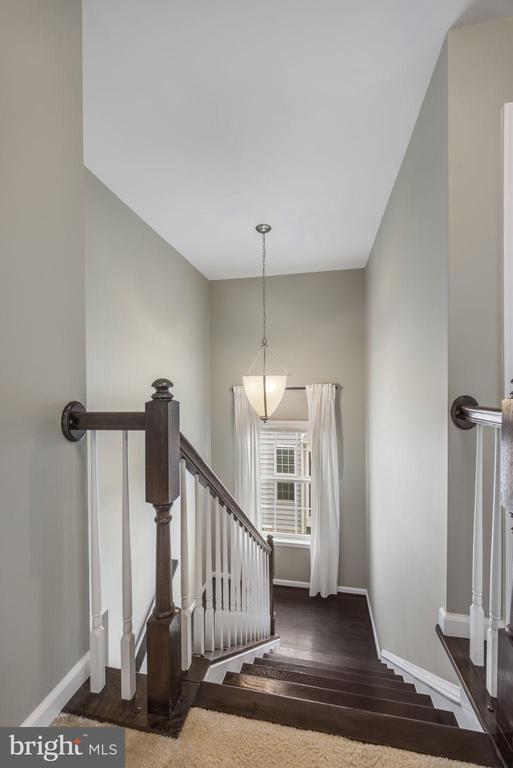 41833 WALDEN KNOLL COURT