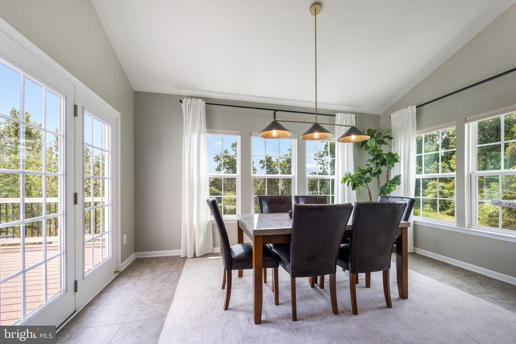 41833 WALDEN KNOLL COURT